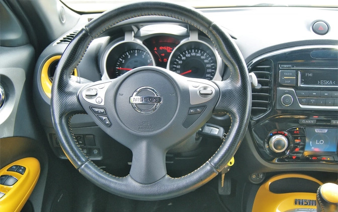 Nissan Juke cena 49900 przebieg: 104000, rok produkcji 2016 z Syców małe 466
